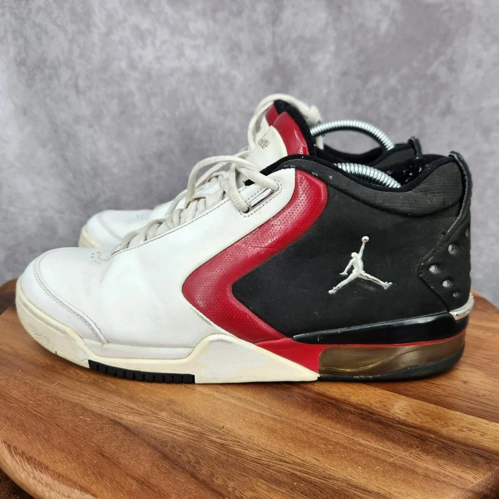 Jordan‎ Big Fund Sneakers Mens 10.5 White Red Black Gold Sneakers 2004 Vintage